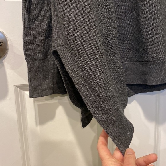 Athleta Silk and Tencel Blend Asymmetrical Hem Sweater - Picture 5 of 12